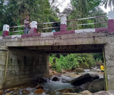 The River Ekeh-Esaw Mengom bridge